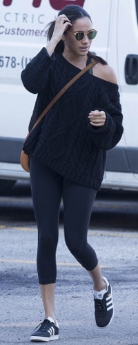 crédito articulo aguja Adidas Gazelle Black Suede Sneakers - Meghan Markle's Shoes - Meghan's  Fashion